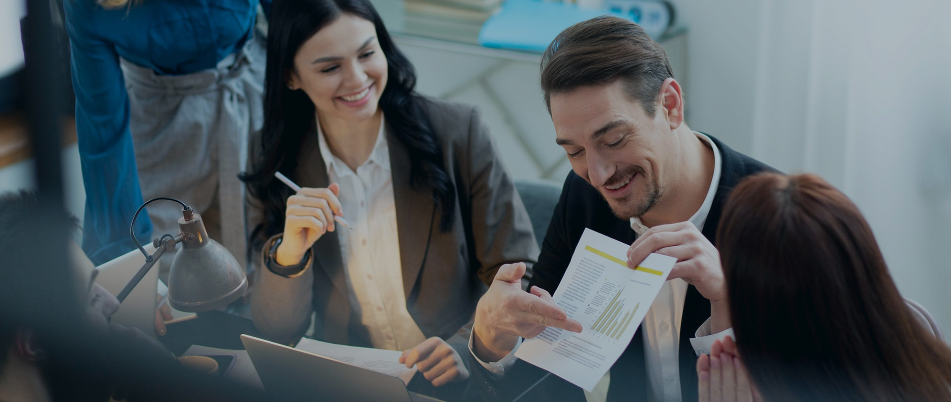 為企業(yè)提供咨詢(xún)及認(rèn)證，讓企業(yè)省時(shí)省心